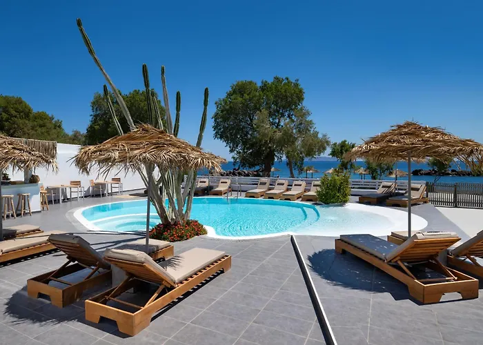 Nissia Beach Apartments & Suites