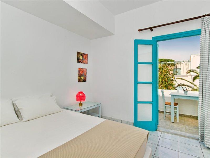 Nissia & Aparthotel